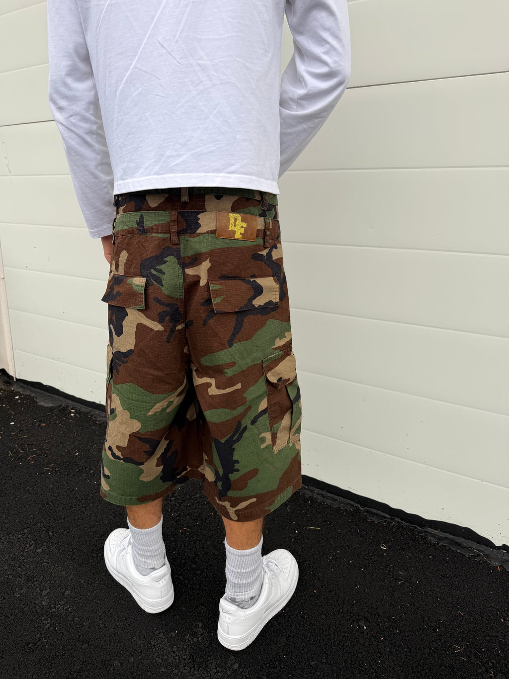 DFFNT JORTS