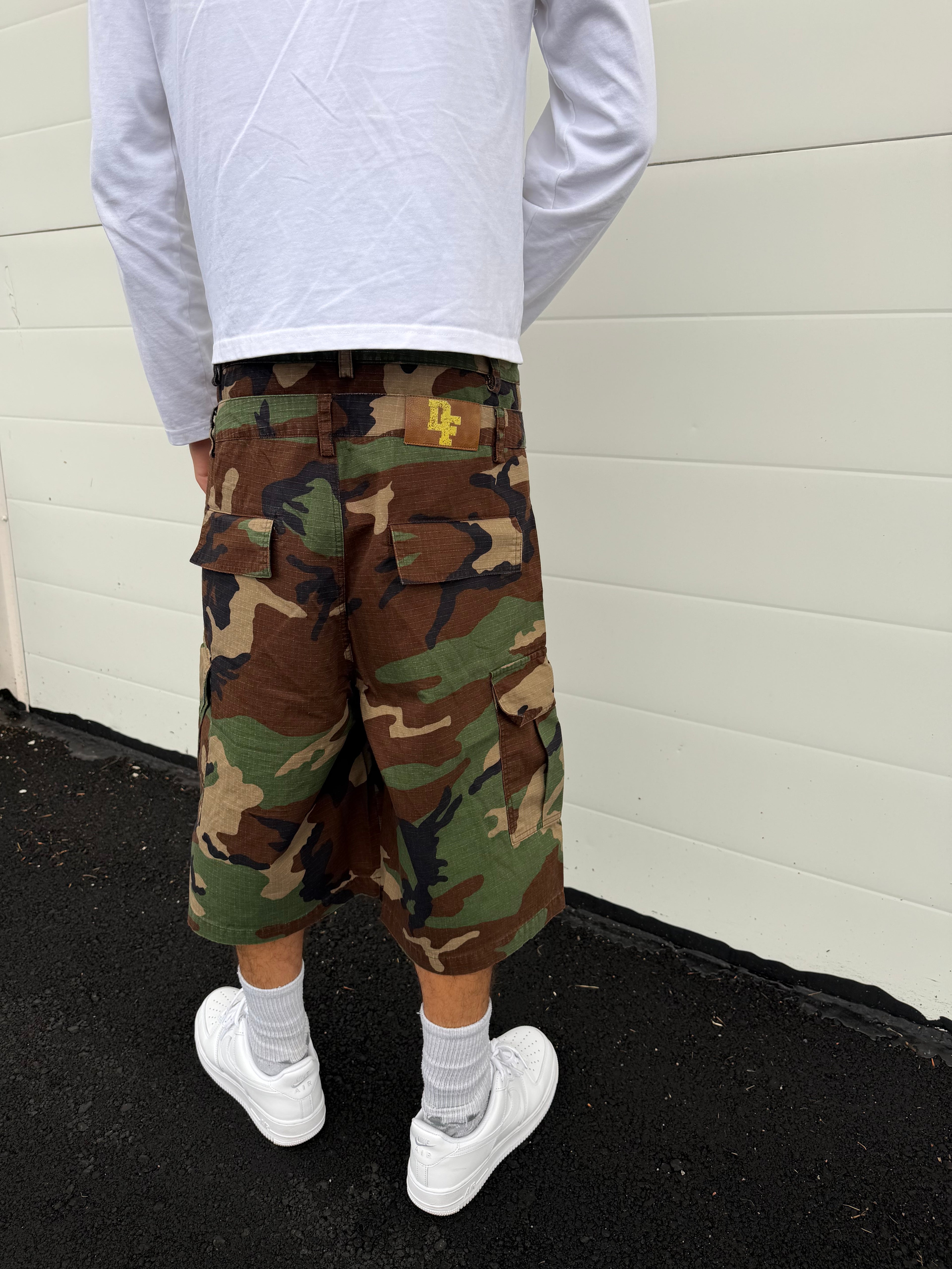 DFFNT JORTS